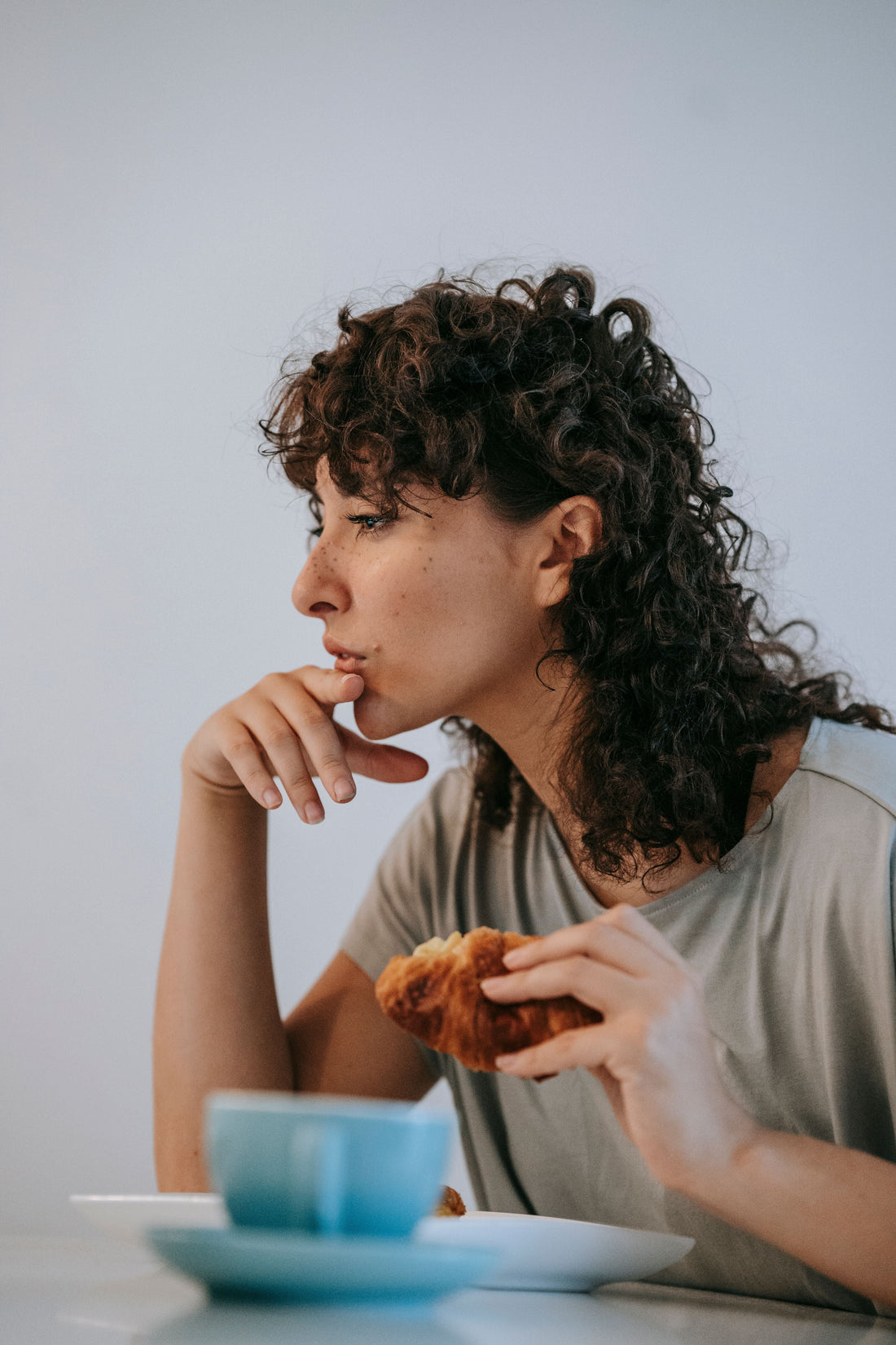 Why Do We Crave Sugar? Understanding Food Cravings